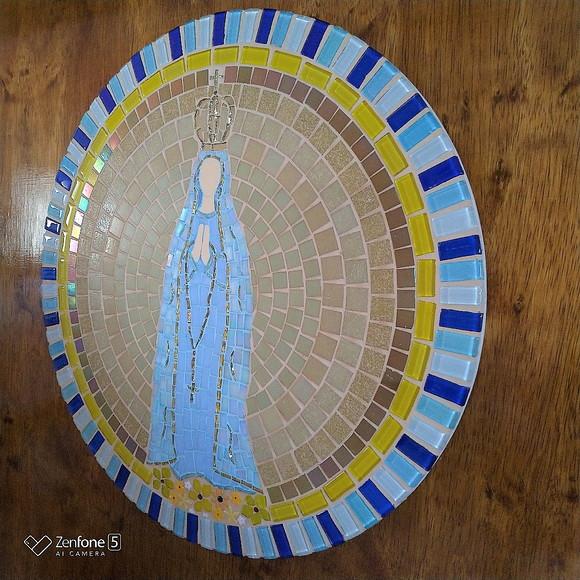 Mandala Nossa Senhora de Fátima em Mosaico