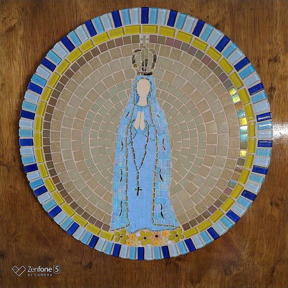Mandala Nossa Senhora de Fátima em Mosaico