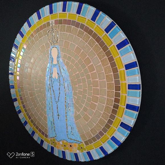 Mandala Nossa Senhora de Fátima em Mosaico