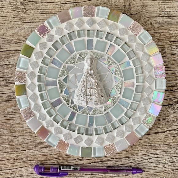 Mandala Nossa Senhora em Mosaico Rosé