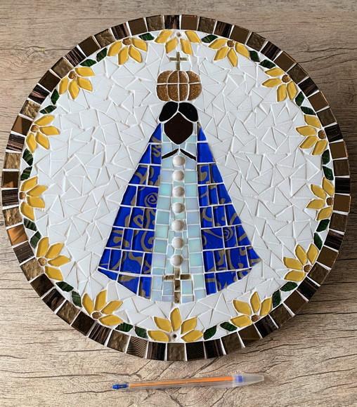 Mandala Nossa Senhora em Mosaico Área Externa