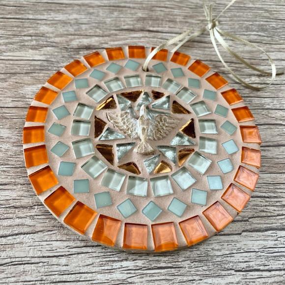 Mandalinha Divino em Mosaico Laranja