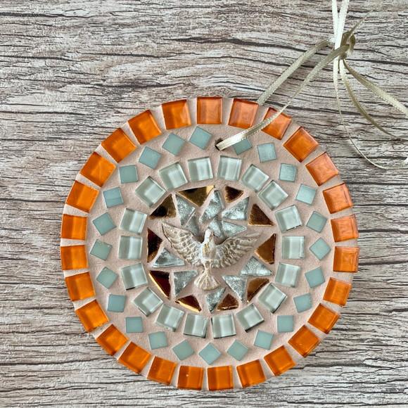 Mandalinha Divino em Mosaico Laranja