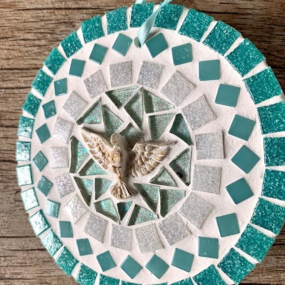 Mini Mandala Divino em Mosaico Verde Piscina