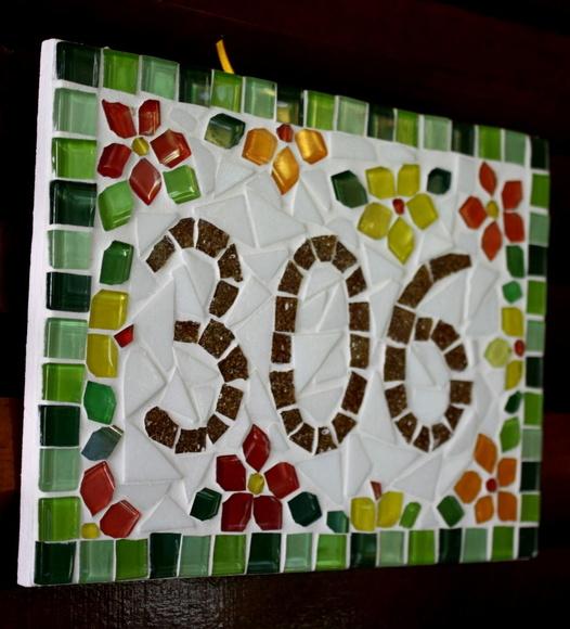 Número Apartamento em Mosaico Floral