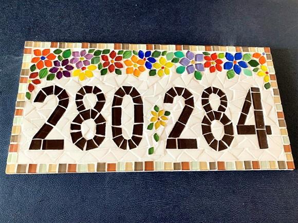 Número para Casa em Mosaico Flores