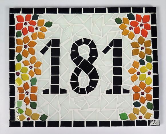 Número para Casa em Mosaico Flores