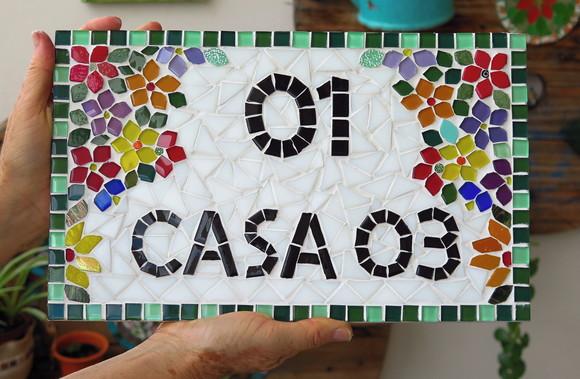 Número para Casa em Mosaico Flores e Letras