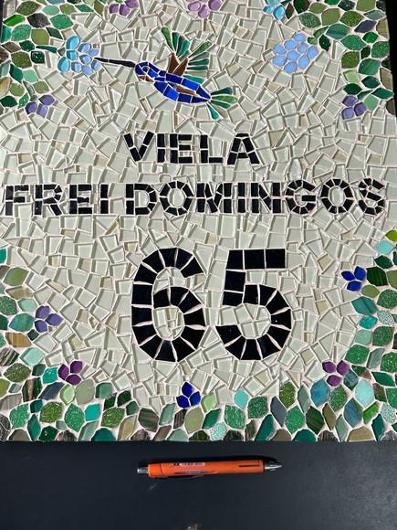 Placa com Nome de Rua em Mosaico