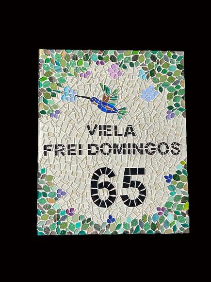 Placa com Nome de Rua em Mosaico
