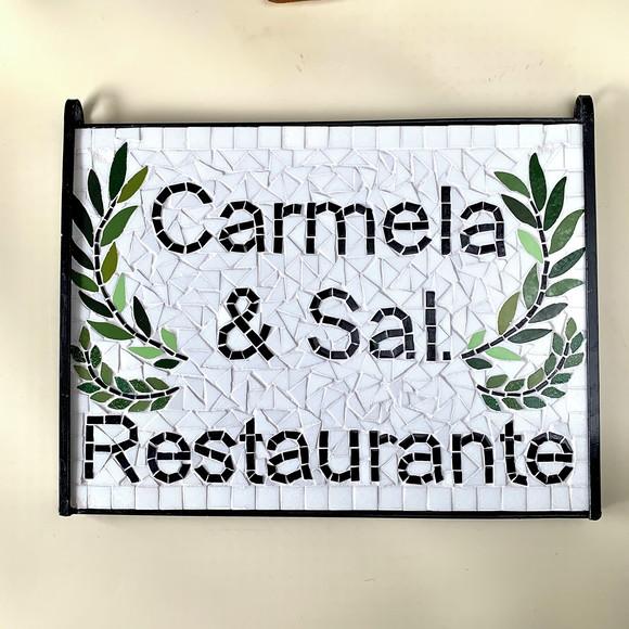 Placa de Identificação em Mosaico para Áreas Externas