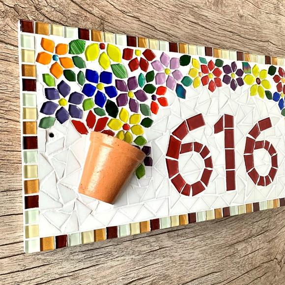 Placa Número para Casa em Mosaico Vaso de Flor