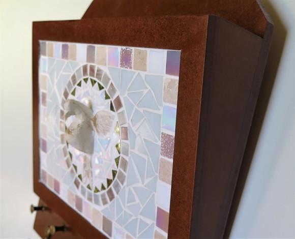 Porta Cartas e Chaves Mosaico Divino Espírito Santo