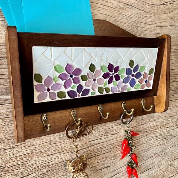 Porta Chaves e Correspondência Floral