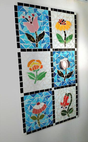 Quadro Floral em Mosaico