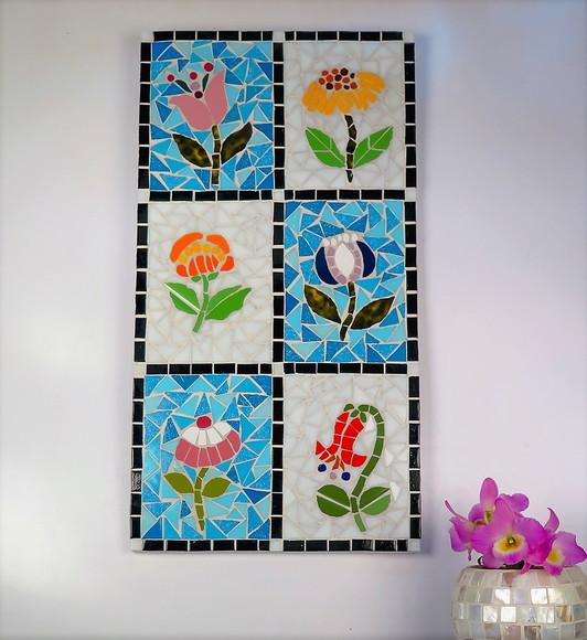 Quadro Floral em Mosaico