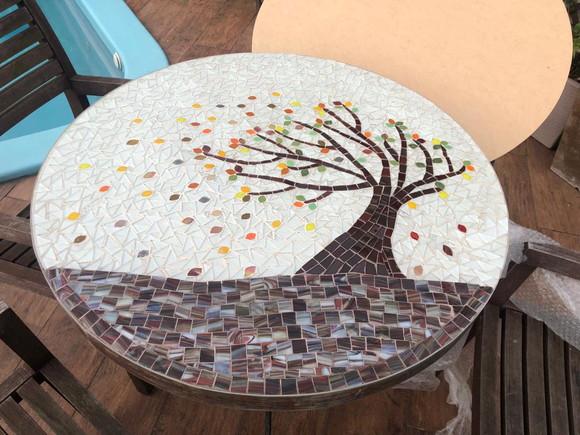 Tampo de Mesa em Mosaico Área Externa