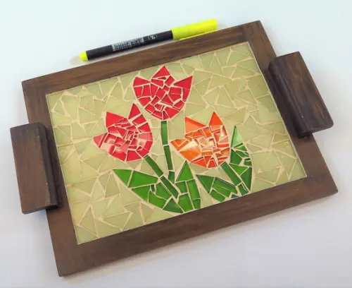Bandeja Pequena em Mosaico Tulipas