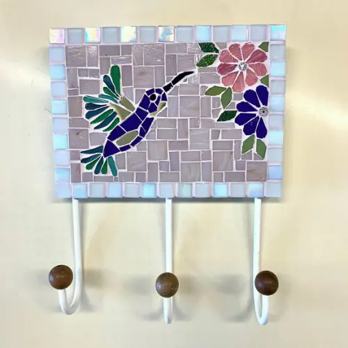 Cabideiro em Mosaico Beija-flor