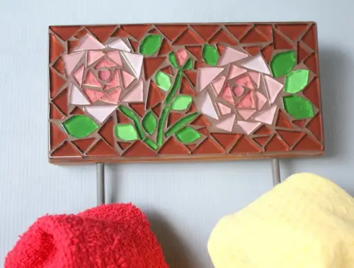Cabideiro em Mosaico Rosas 2 Ganchos