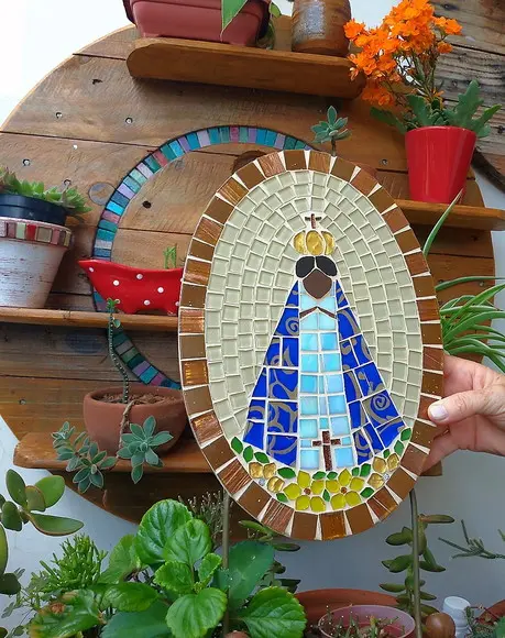 Cabideiro Nossa Senhora em Mosaico