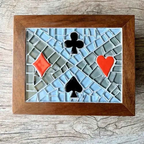 Caixa de Baralho em Mosaico