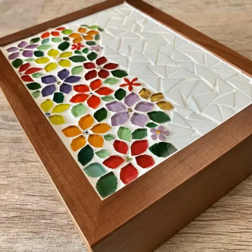 Caixa de Chá em Mosaico Primavera