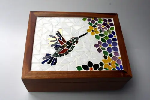 Caixa Multiuso em Mosaico Beija-flor