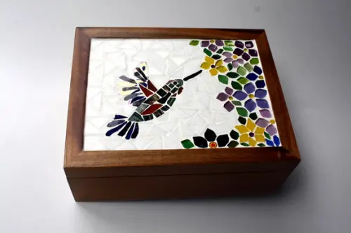 Caixa Multiuso em Mosaico Beija-flor