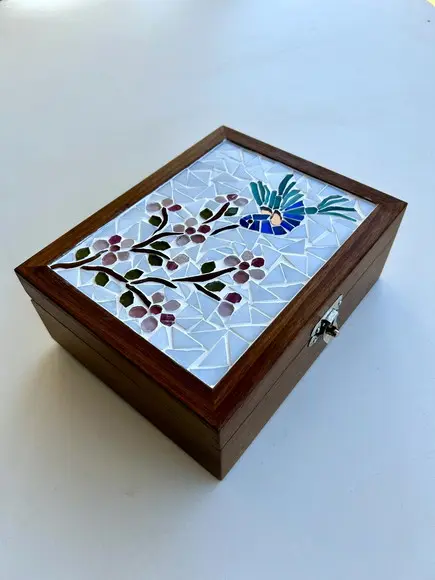 Caixa Porta Jóias em Mosaico Beija-flor