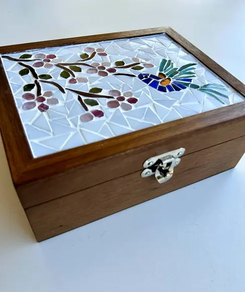 Caixa Porta Jóias em Mosaico Beija-flor