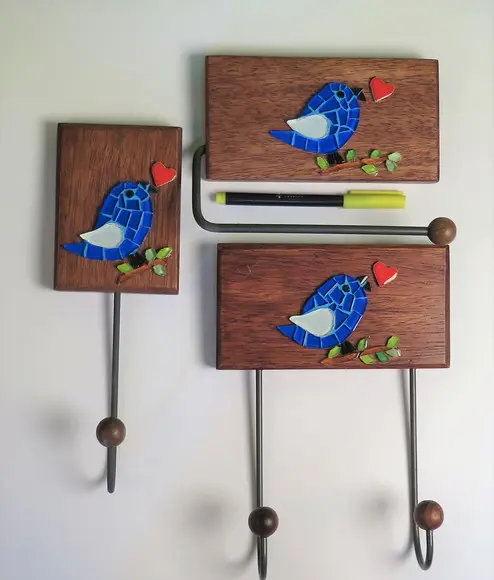 Conjunto Cabideiros e Porta Papel Higiênico Mosaico Pássaro