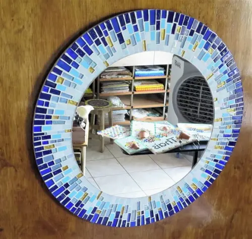 Espelho em Mosaico Azul e Branco 50 cm