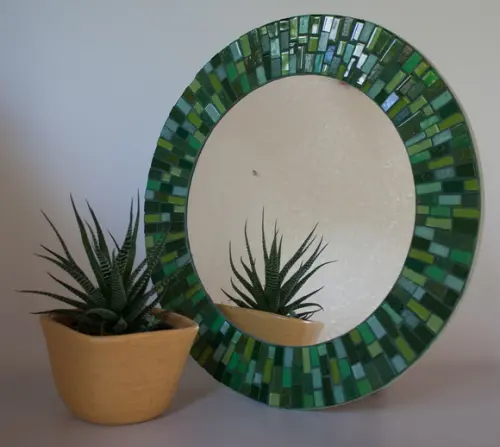 Espelho em Mosaico Verde