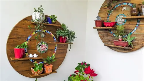 Estante Rústica Sustentável em Mosaico para Suculentas