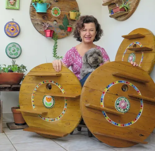 Estante Rústica Sustentável Mosaico para Suculentas Tulipa