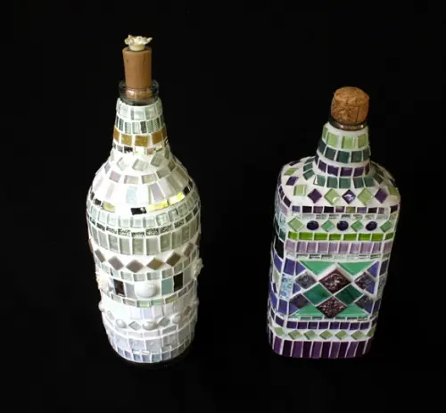 Garrafa em Mosaico Branca Perolada