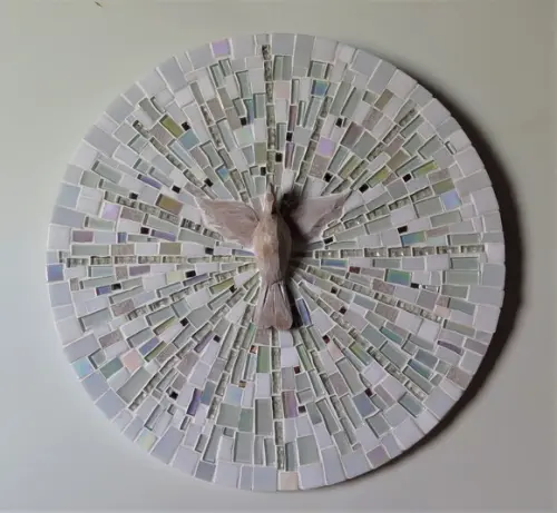 Mandala Divino em mosaico raios brancos