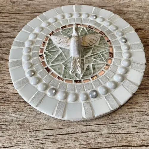 Mandala Divino Espírito Mosaico Branca com Dourado