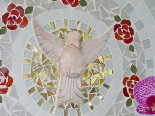 Mandala Divino Espírito Santo com Rosas