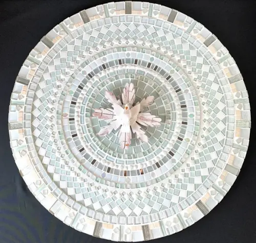 Mandala Divino Espírito Santo em Mosaico
