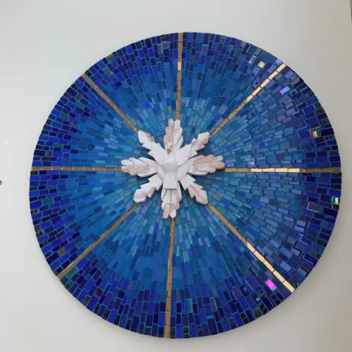 Mandala Divino Espírito Santo em Mosaico Raios Azuis