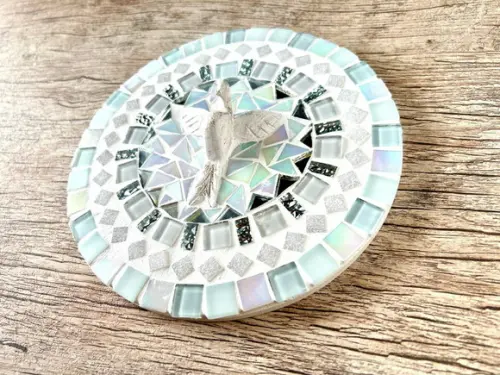 Mandala em Mosaico Divino Espírito Santo