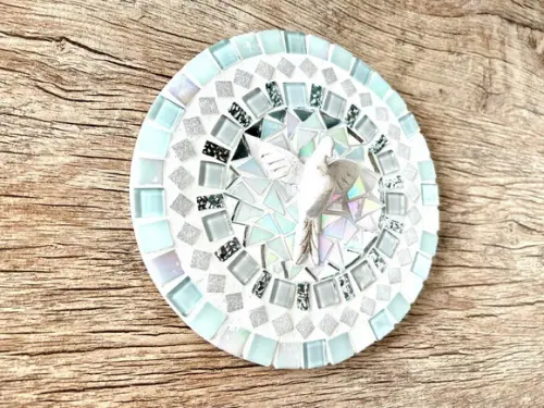 Mandala em Mosaico Divino Espírito Santo