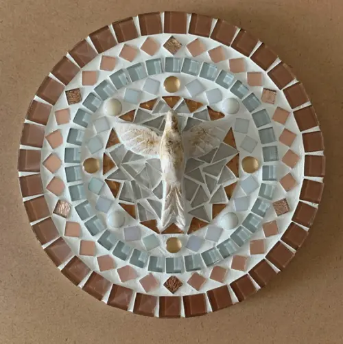 Mandala em Mosaico Divino Espírito Santo