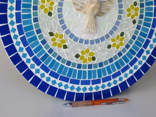 Mandala em Mosaico Divino Espírito Santo Azul