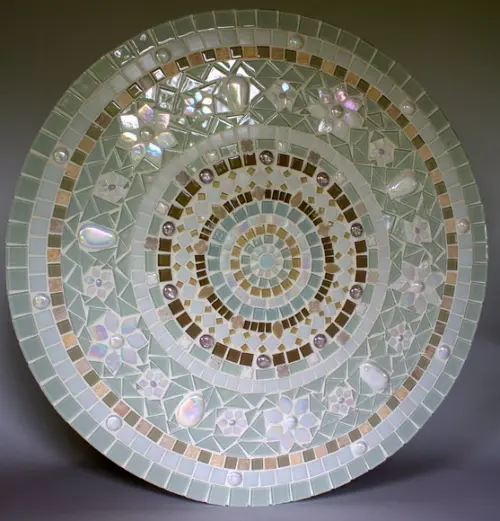 Mandala em Mosaico Divino Espírito Santo Branca 60