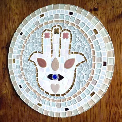 Mandala em Mosaico Hamsá