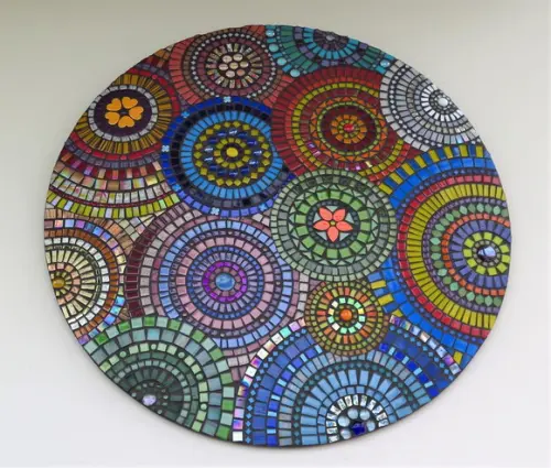 Mandala em Mosaico Multicolorida