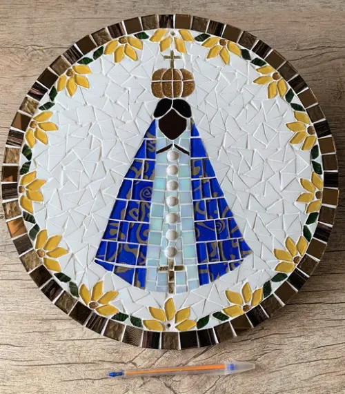 Mandala Nossa Senhora em Mosaico Área Externa